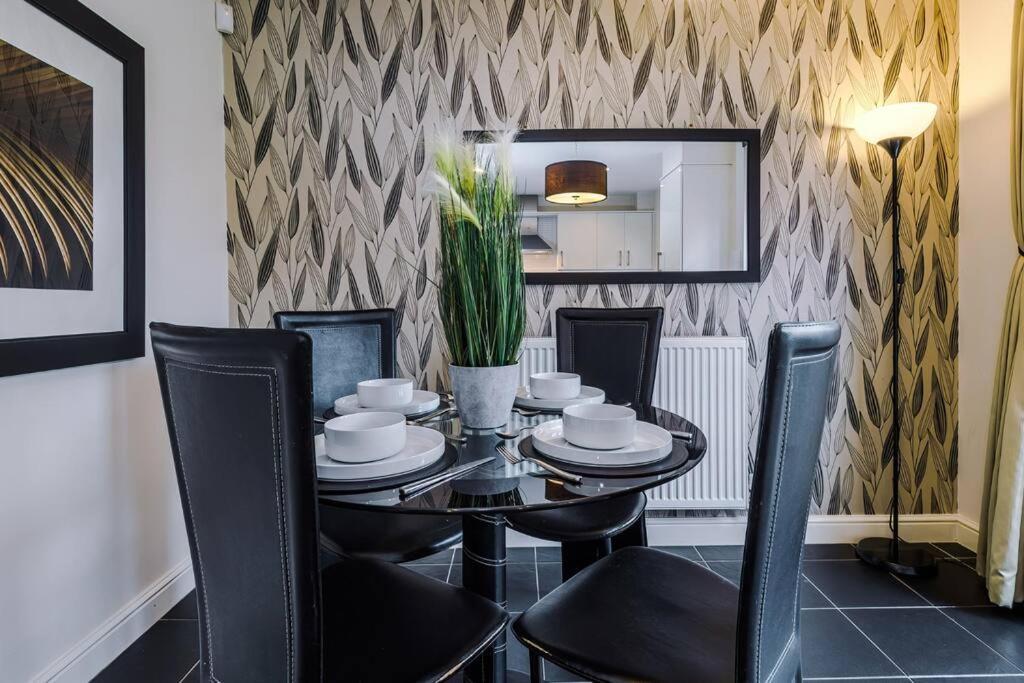 Stylish Townhouse Chester City Centre With Parking Exteriér fotografie