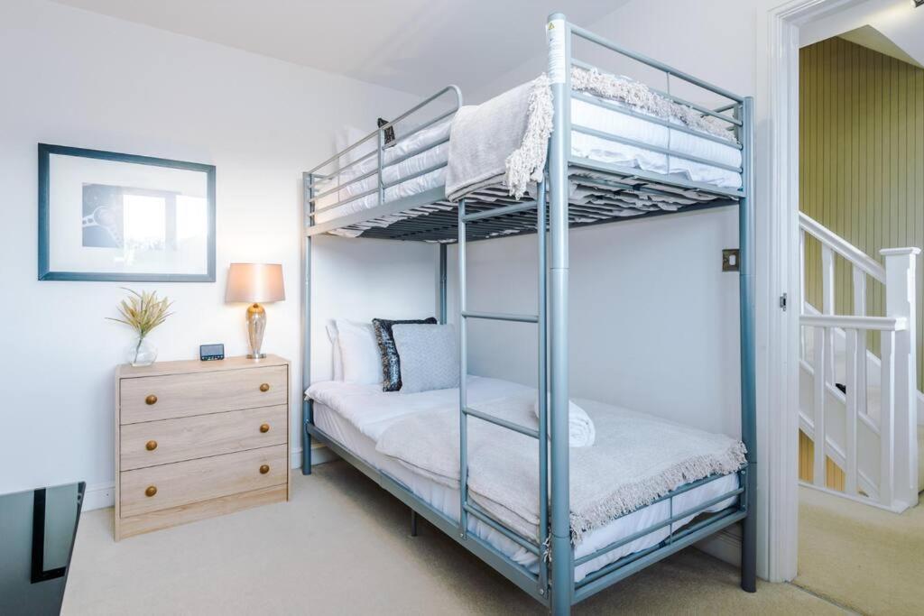 Stylish Townhouse Chester City Centre With Parking Exteriér fotografie